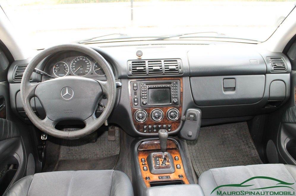 Mercedes-Benz ML270 2005 — photo 12