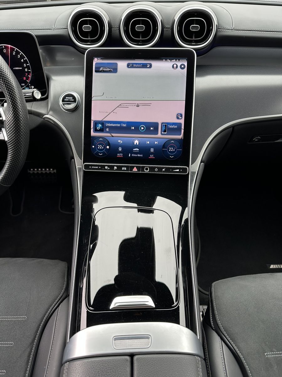 Fahrzeugabbildung Mercedes-Benz GLC 400e 4M AMG-Line Advanced NAV+LED+AHK+VC+ACC