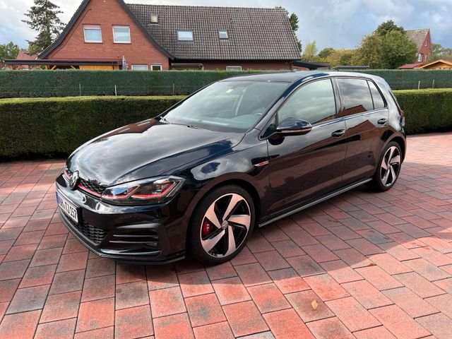 Volkswagen Golf 2.0 TSI DSG GTI Performanc...