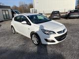 Opel Astra J Lim. 5-trg. Fun - Opel Astra: F