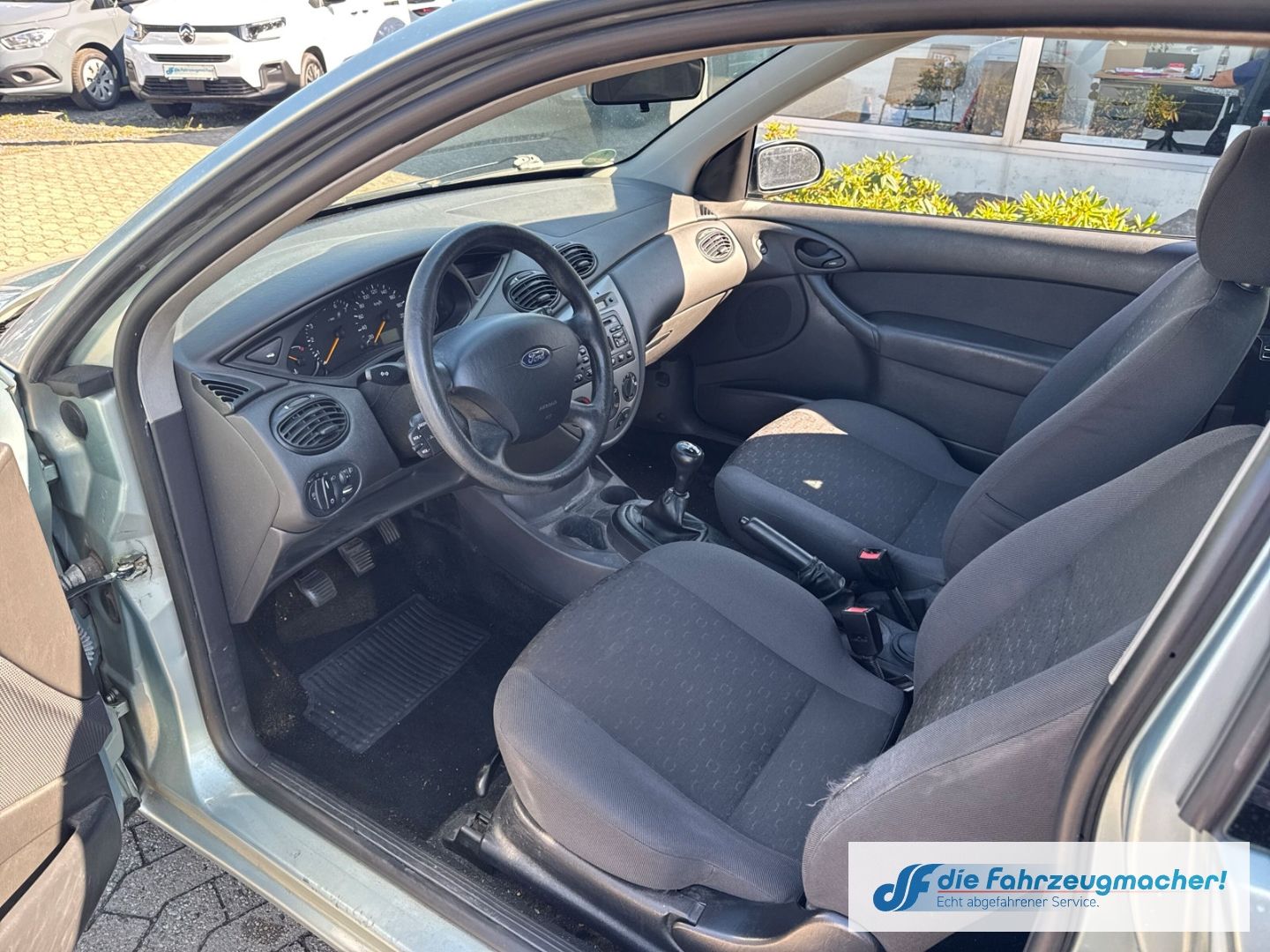Fahrzeugabbildung Ford Focus Finesse Klima Beheizb. Frontsch. *EXPORT