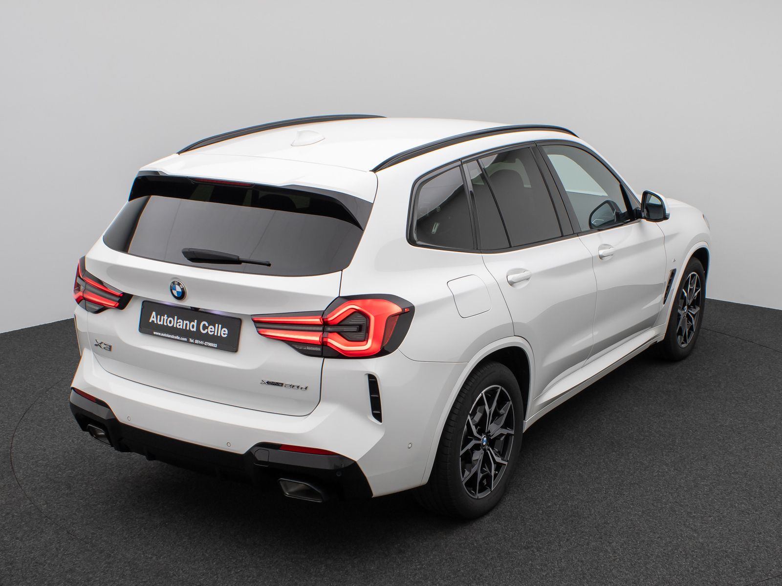 Fahrzeugabbildung BMW X3 xD20d M Sport Kamera DAB HiFi AHK Komfort 19"
