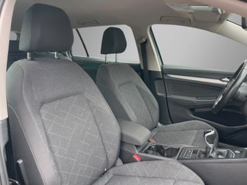 Volkswagen Golf VIII Variant Life 1.5 TSI*CarPlay*Kamera*