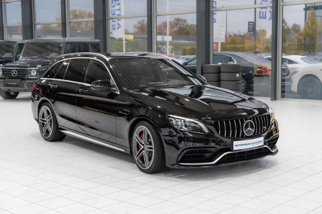 Mercedes-Benz C 63 AMG