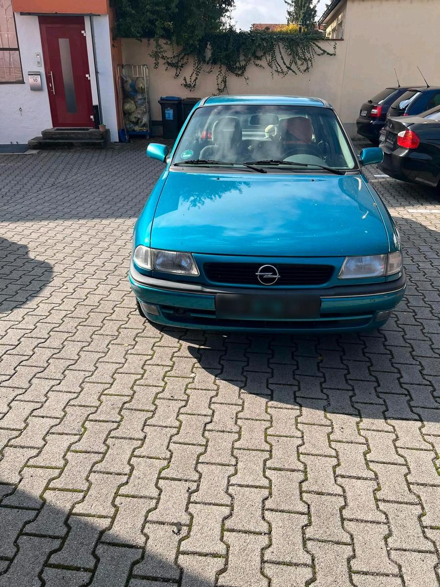 Opel Astra