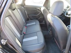 AUDI A3 Sportback 35 TDI advanced MMI Rfk virtual 17' AUDI A3 Sportback 35 TDI advanced MMI Rfk virtual 17'
