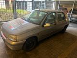 Renault  Clio Oldtimer - gebrauchte Renault Clio aus dem Jahr 1996