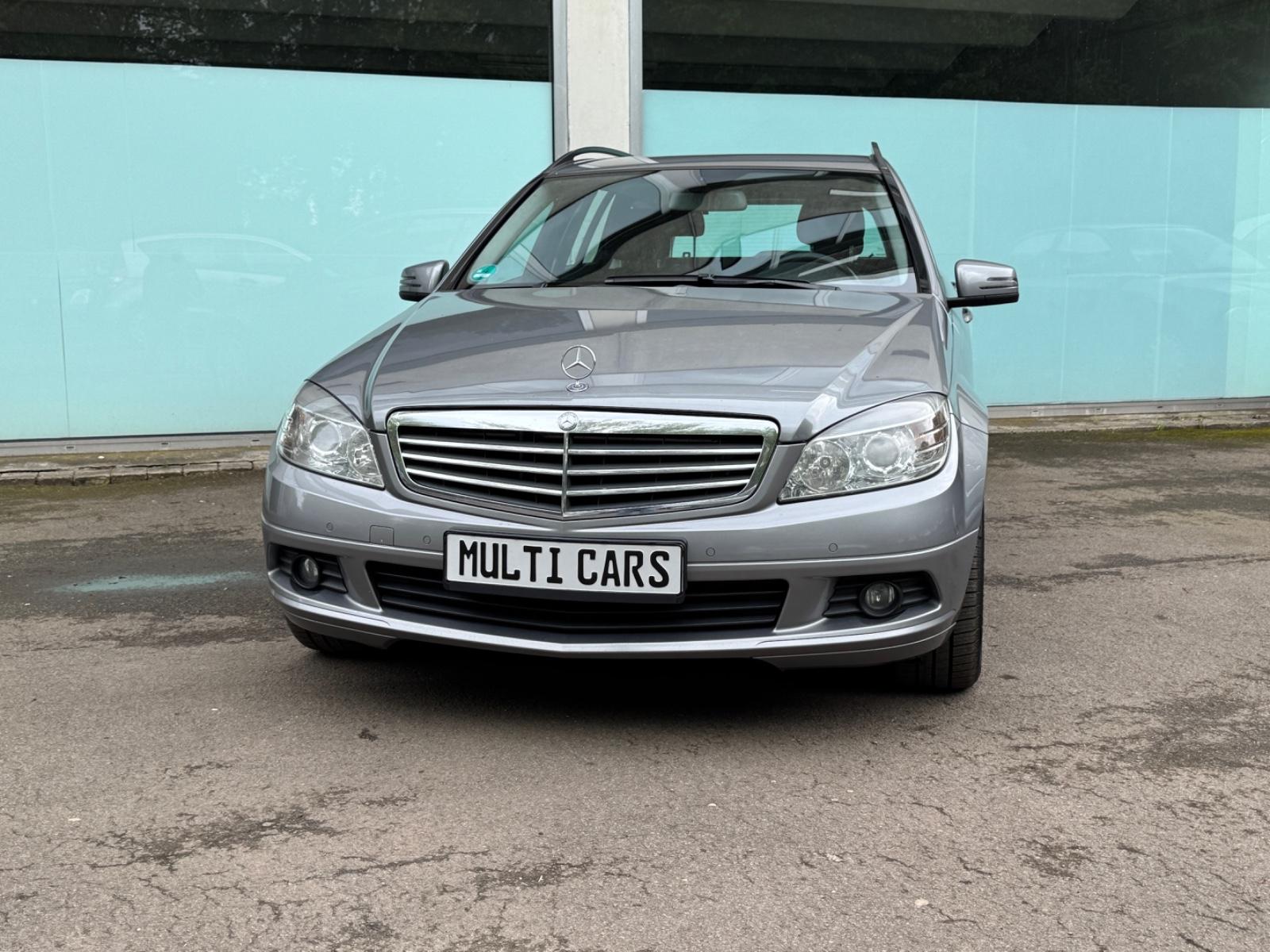 Mercedes-Benz C250 2011 — interior