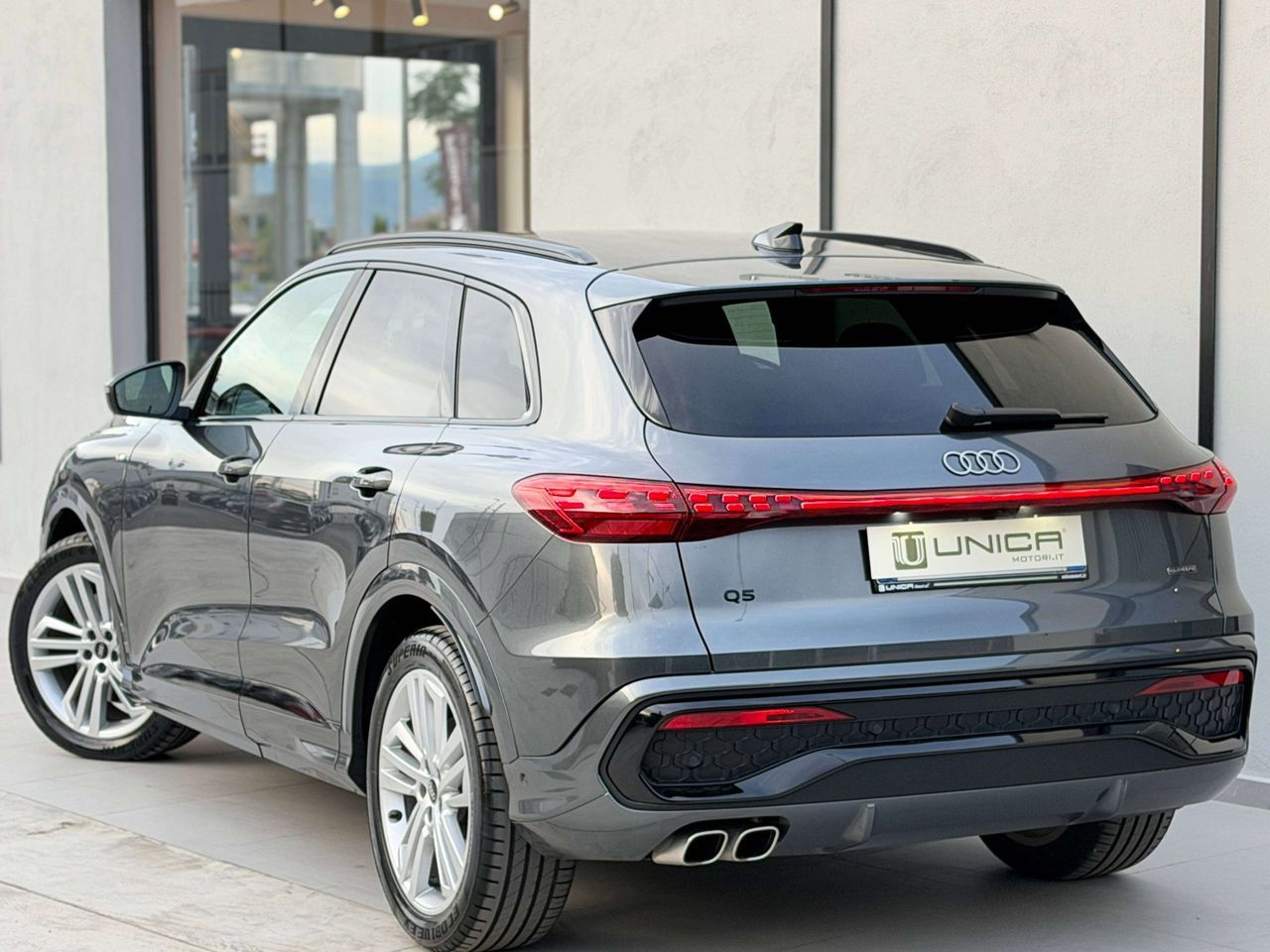 Audi Q5 SUV 2.0 TDI mhev S Line QUATTRO 204cv S- imagem 3