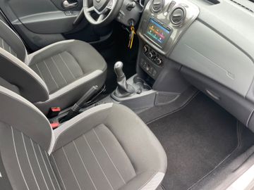 Fahrzeugabbildung Dacia Sandero Stepway TCe 90 Prestige Navi/Kamera/BT