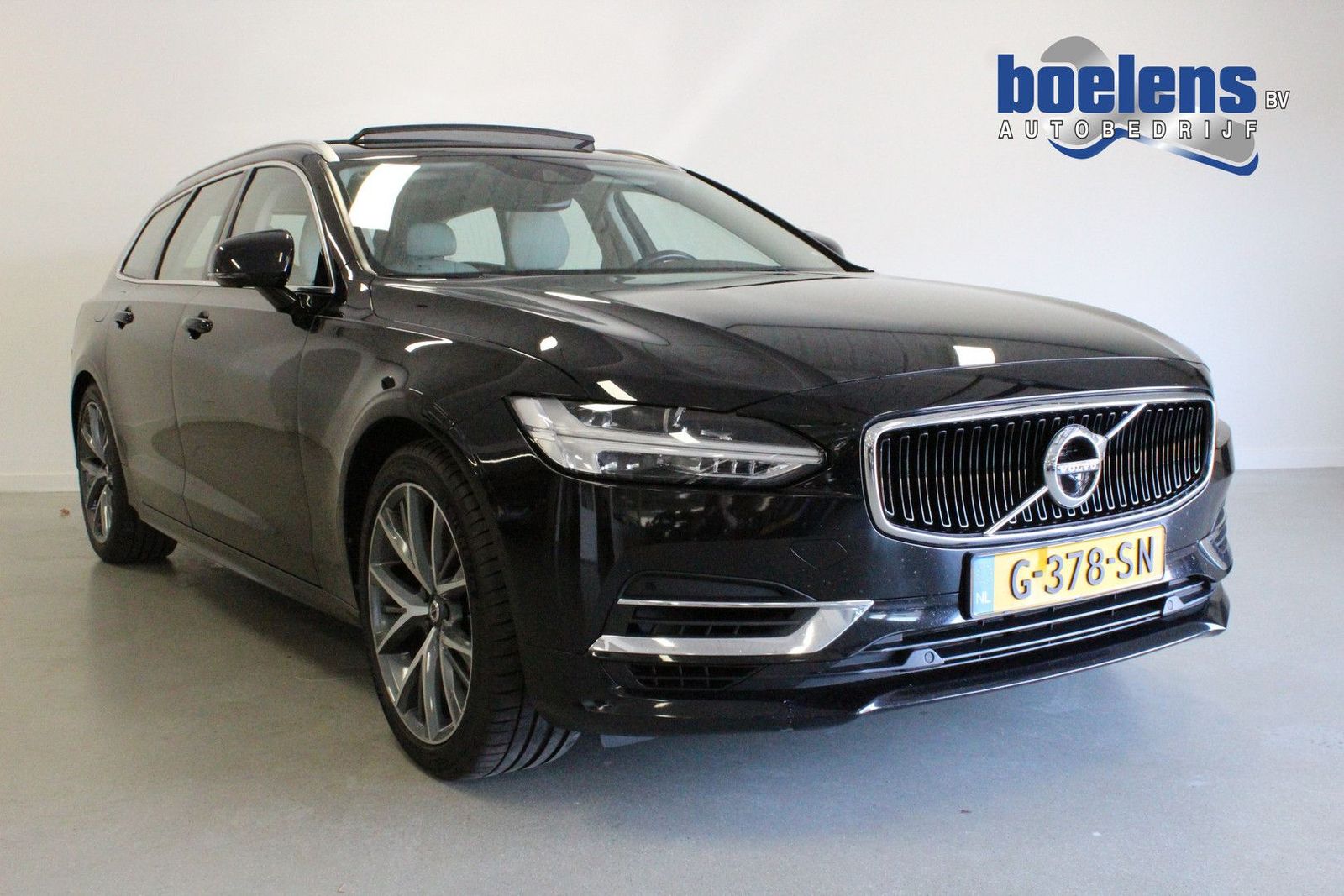 Volvo V90 2.0 T8 AWD Momentum Pro | H.U.D | CARPLAY |