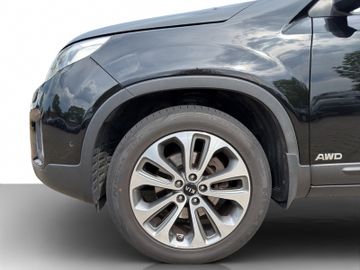 KIA Sorento - 11