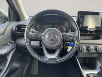 Toyota Yaris - 10