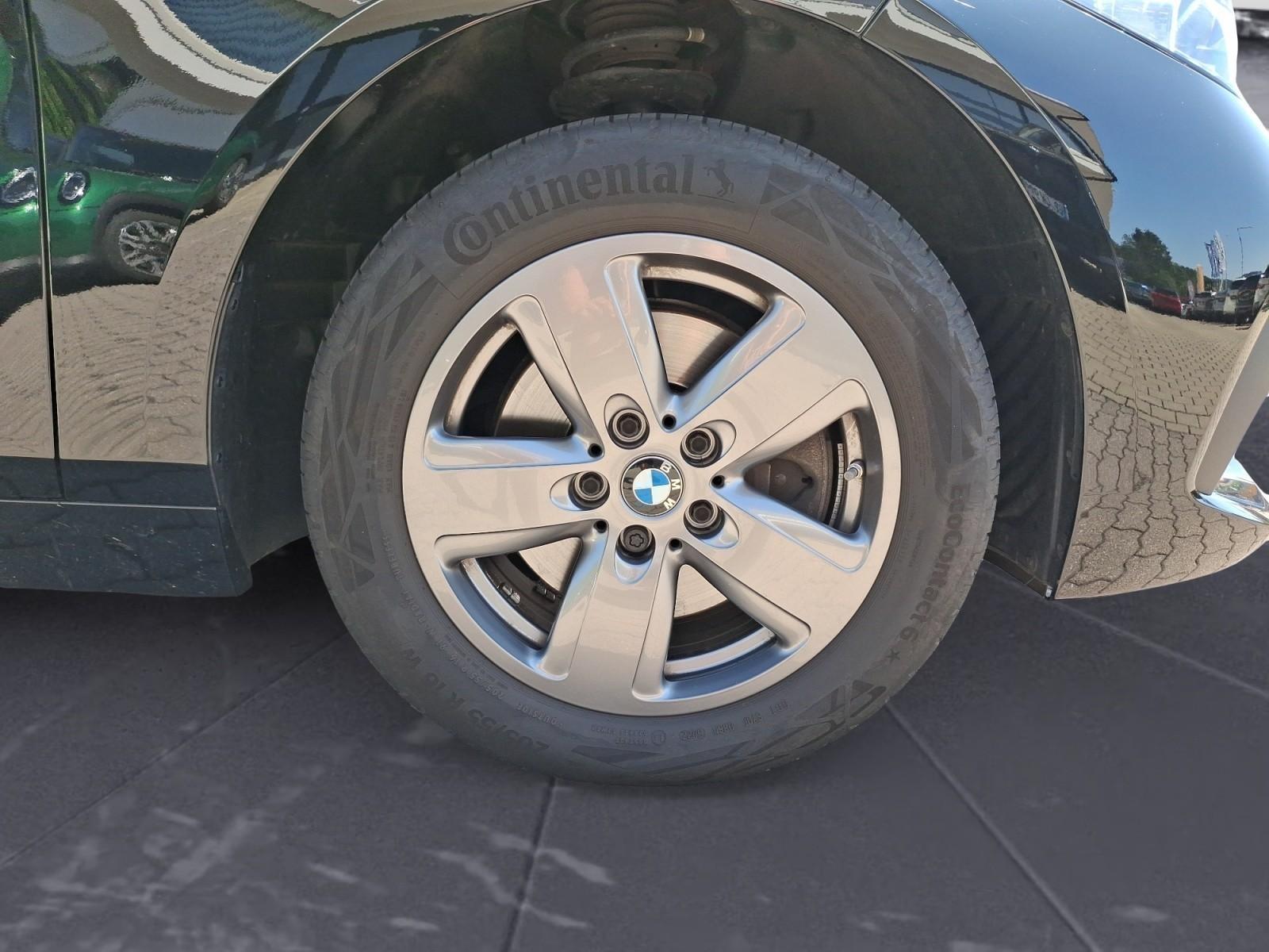 BMW 118i Advantage Navi PDC Sitzheizung Lederlenkrad