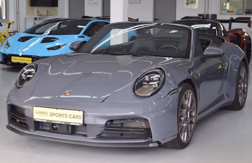 Porsche 992 Carrera Cabriolet unfallbeschädigt MatrixLed