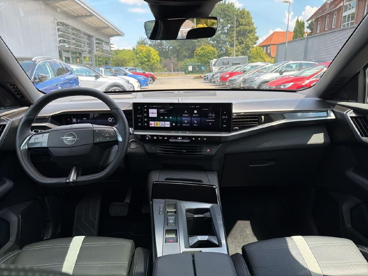 Fahrzeugabbildung Opel Grandland 1.2 48V Mild-Hybrid 107 kW GS, AT