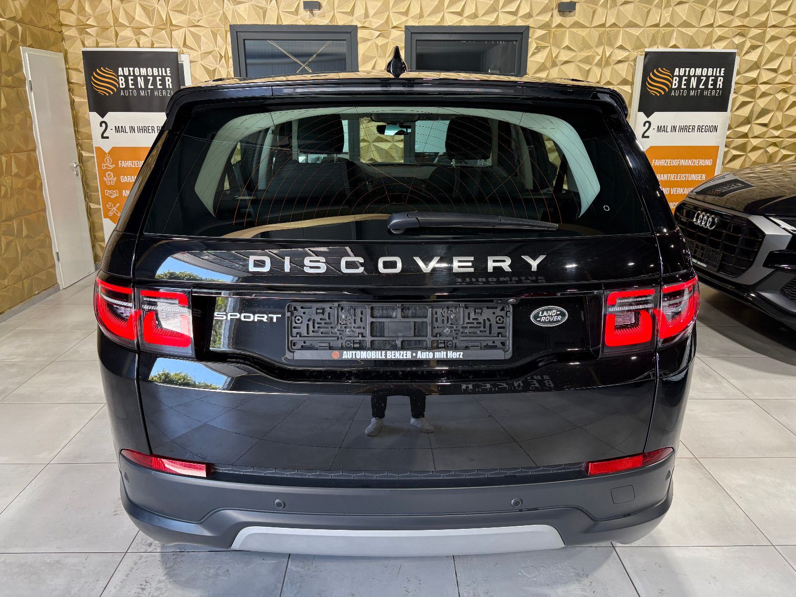 Fahrzeugabbildung Land Rover Discovery Sport AWD/360°/APPLE/SHZ/TEMPOMAT/LED/