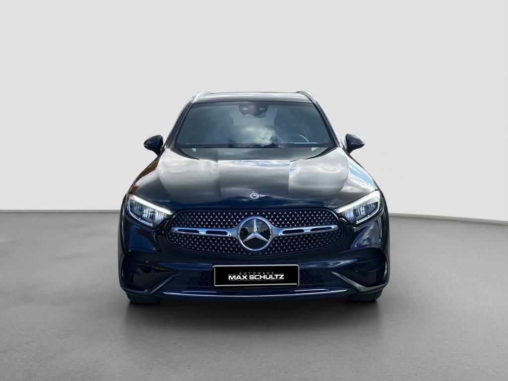 Fahrzeugabbildung Mercedes-Benz GLC 300 d 4M AMG*AHZV*LED*KAMERA*DISTR*MEMORY*
