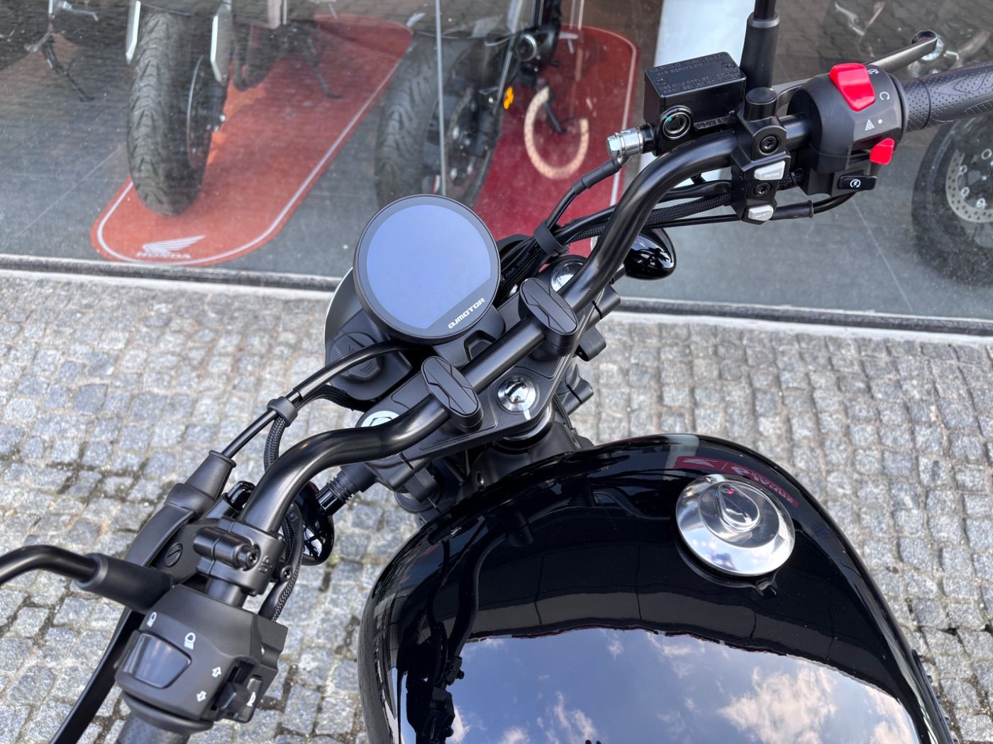 Fahrzeugabbildung Andere QJ Motor SRV 125, sofort verf.,