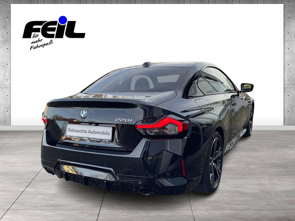 BMW 220