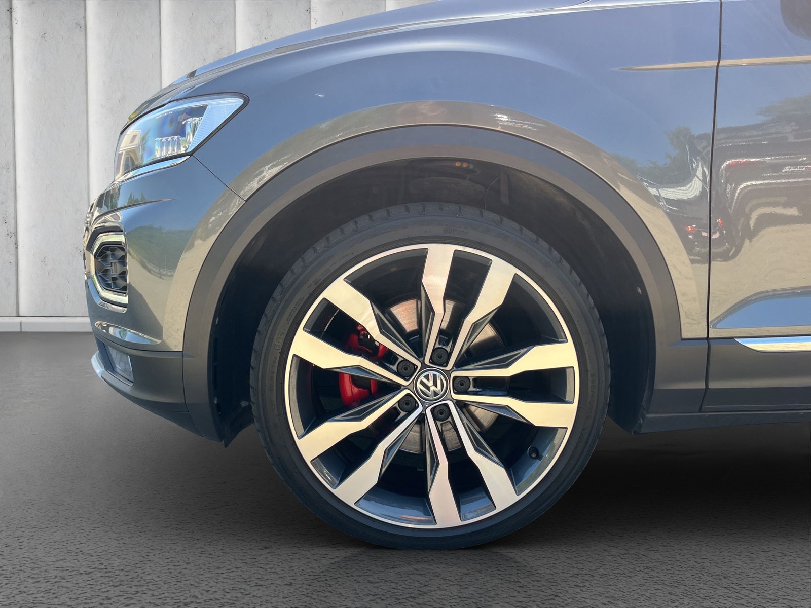 Fahrzeugabbildung Volkswagen T-Roc Sport*LED*ViCo*SHZ*NAVI*Kamera*PDC*19"**