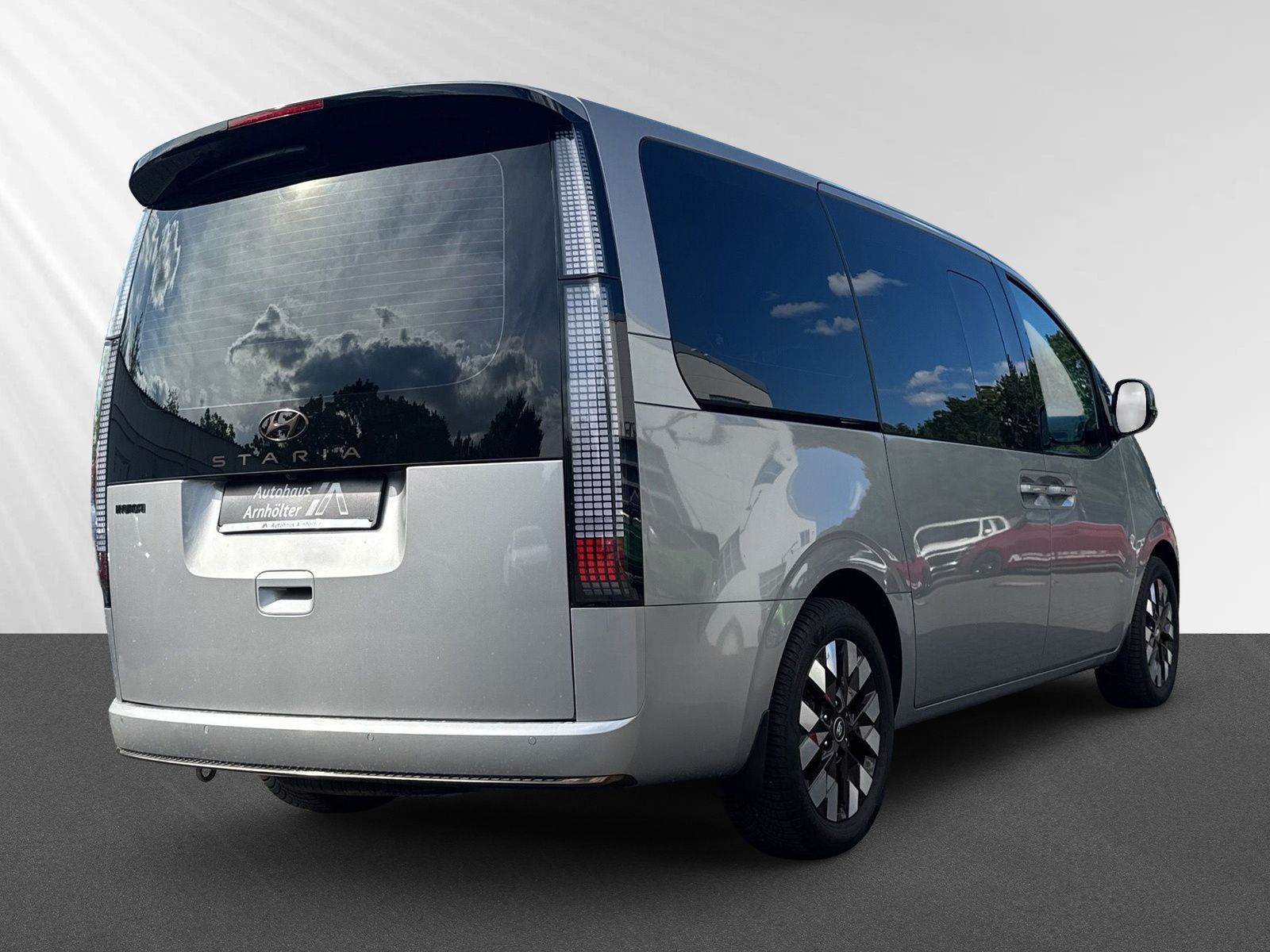 Hyundai Staria – Bild 3