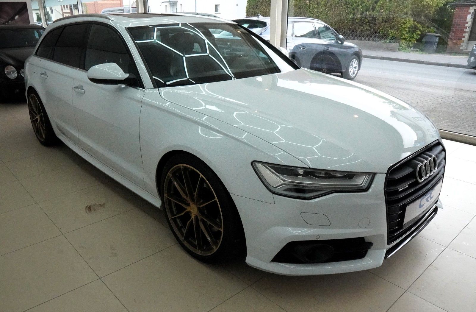 Fahrzeugabbildung Audi A6 Avant 3.0 TDI quattro *Headup*Bose*