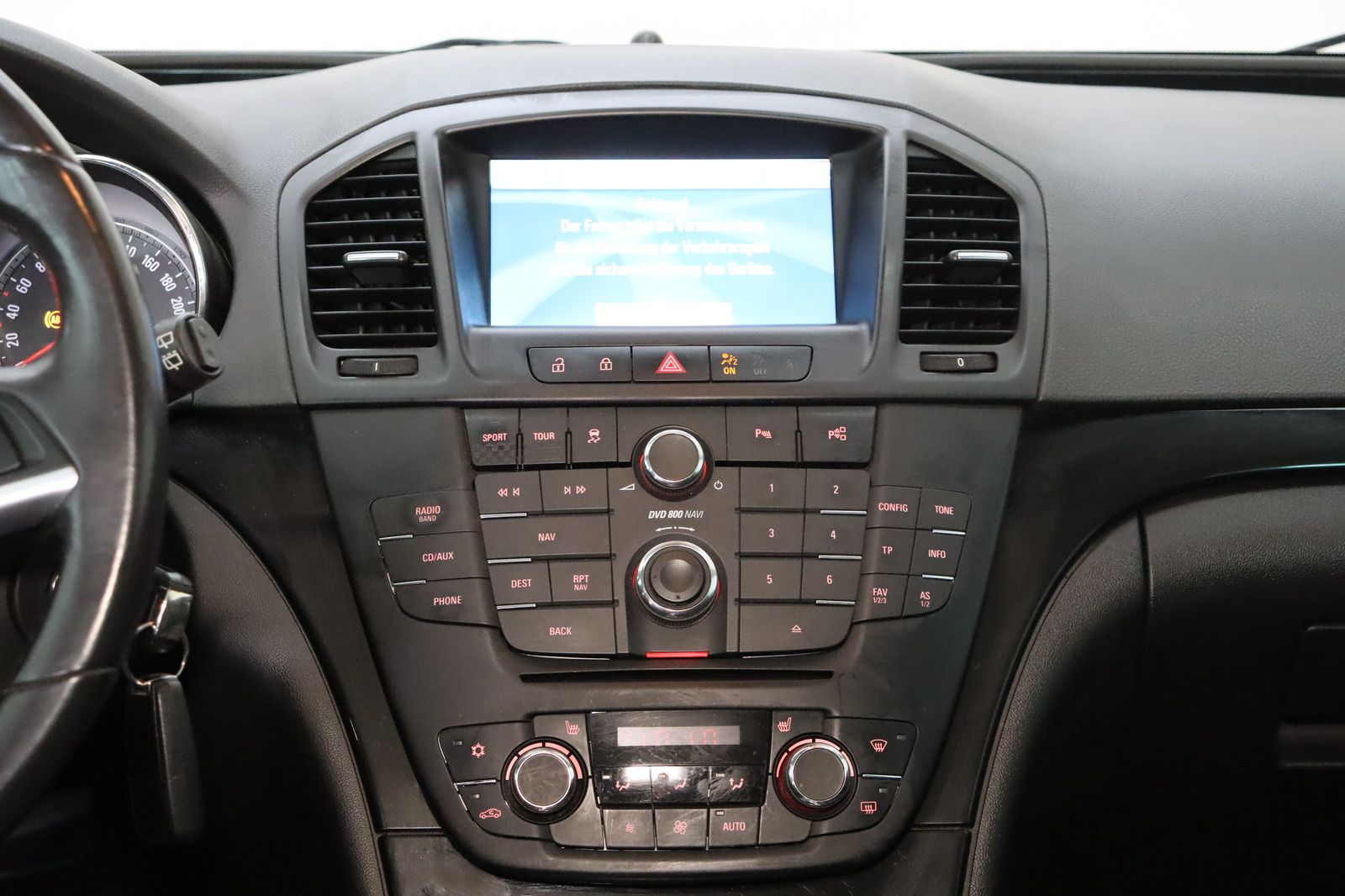 Fahrzeugabbildung Opel Insignia A Sports Tourer Innovation 4x4