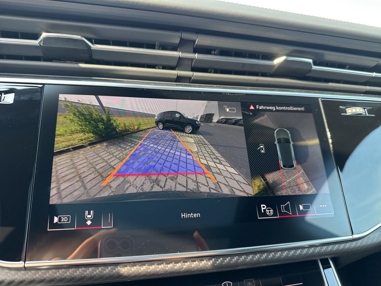 Audi RSQ8 - Bild 23