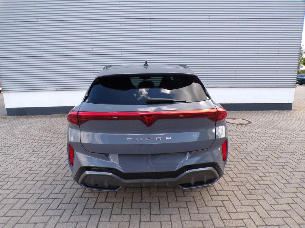 Fahrzeugabbildung SEAT Terramar 2.0 TSI DSG *4Drive*AHK*Business*LED