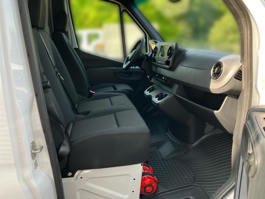 Fahrzeugabbildung Mercedes-Benz Sprinter 317 CDI L3H2 AUT NAVI AHK STH LED KAM