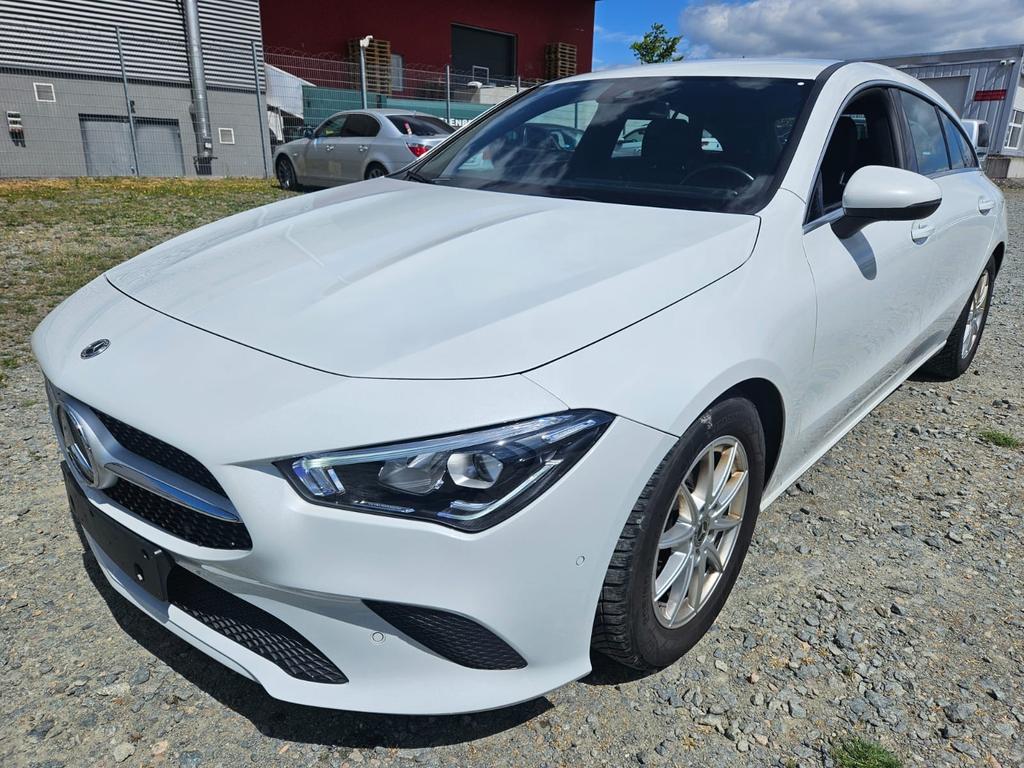Mercedes-Benz CLA 180 Shooting Brake