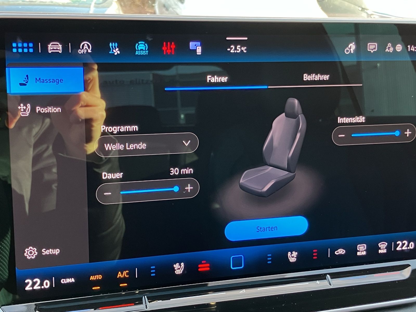 Fahrzeugabbildung Volkswagen Tiguan TDI R-Line 4M DSG MATRIX AHK PANO ACC