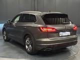 Volkswagen Touareg R-Line Ext. 4Mot*LUFT*LEDER*AHK*GARANTIE - Volkswagen Touareg mit Diesel-Antrieb: Geländewagen, Automatik