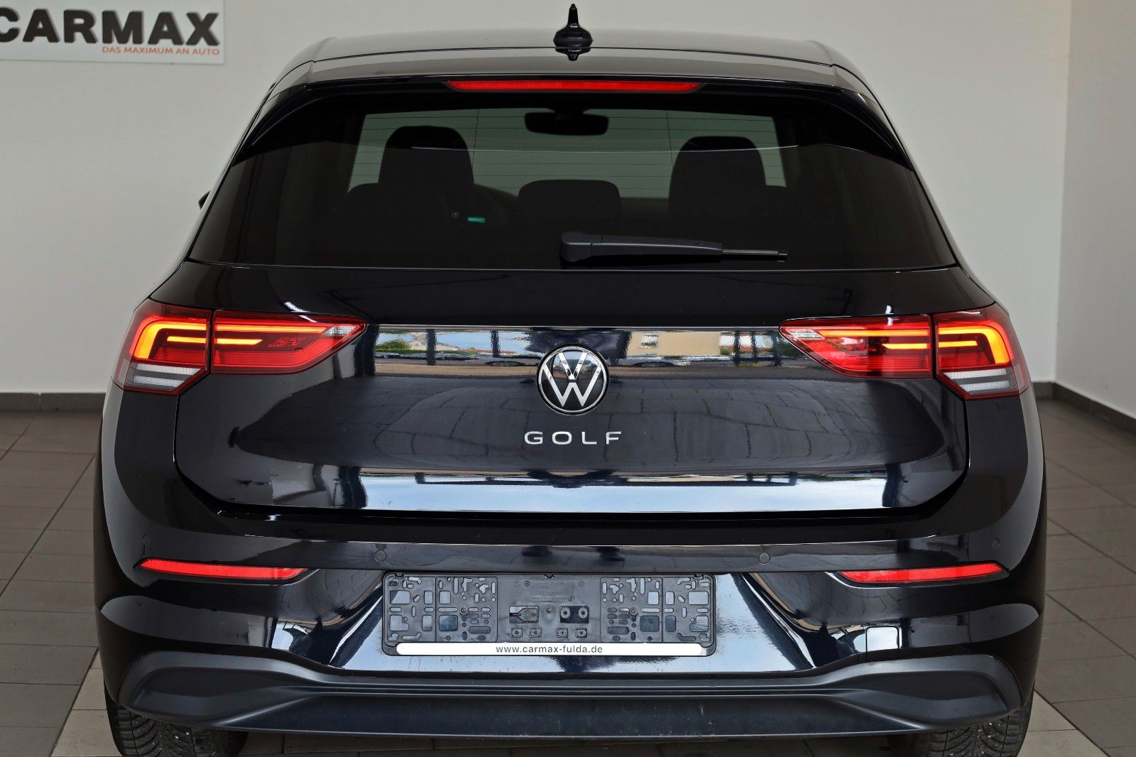 Fahrzeugabbildung Volkswagen Golf VIII Lim. United,Navi,LED,SH,DAB,ACC,AHK