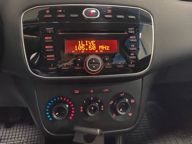 Fahrzeugabbildung Fiat Punto 1.2 8V MORE+KLIMAANLAGE+BLUETOOTH+RADIO/CD
