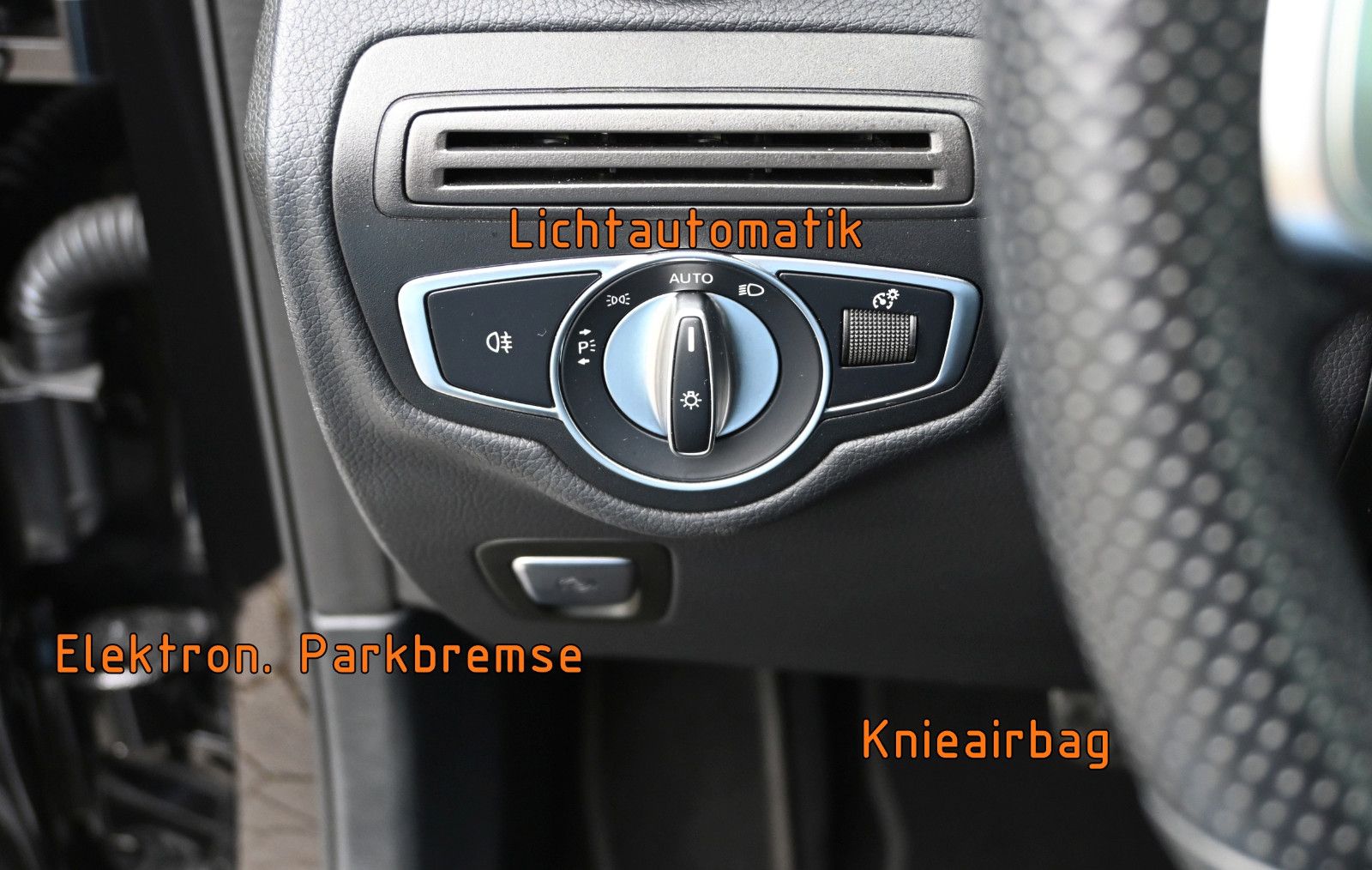 Fahrzeugabbildung Mercedes-Benz GLC 300 d 4M. AMG °ACC°AHK°LEDER°PANO°8FACH°360°