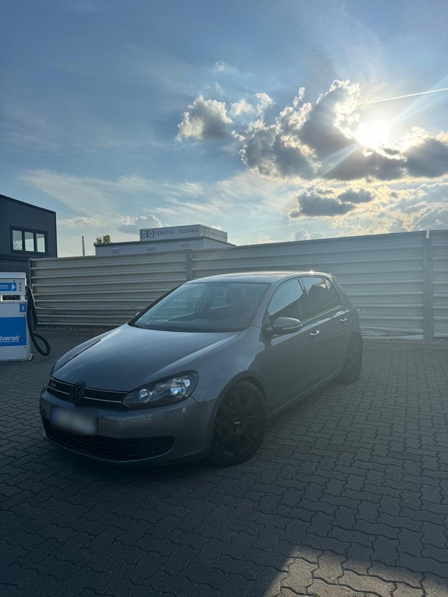 Volkswagen Golf 2010 — photo 12