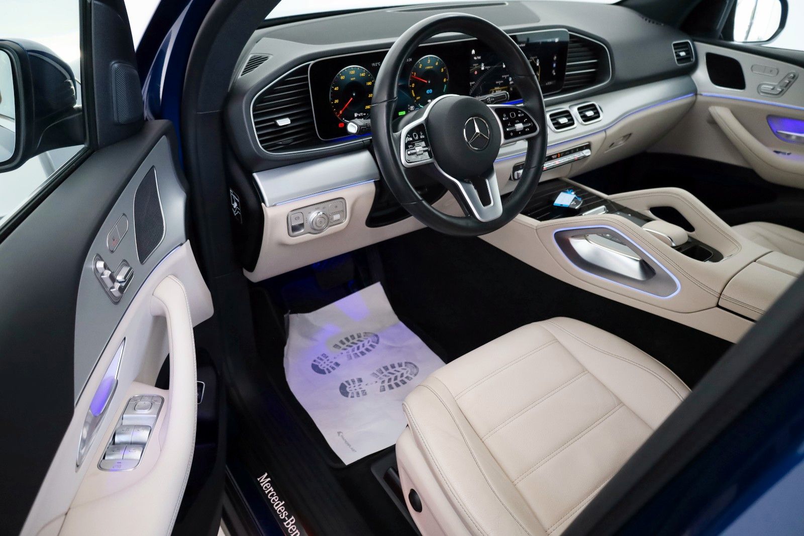 Fahrzeugabbildung Mercedes-Benz GLE 350de 4M Leder,Navi,LED,Park-Paket 360°,AHK