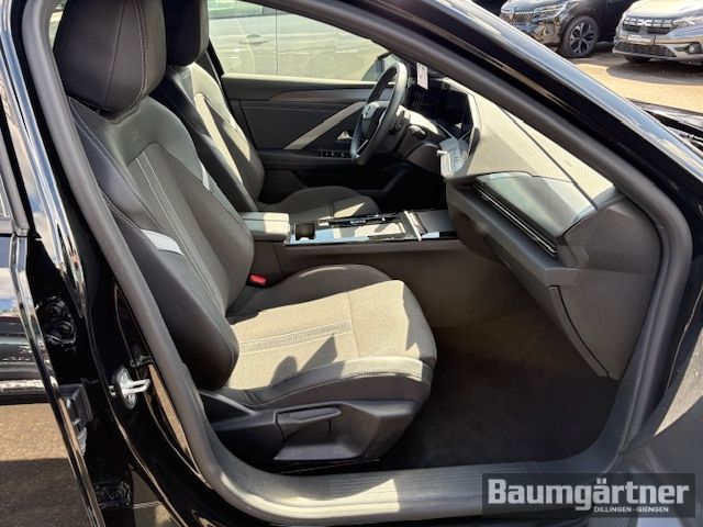 Fahrzeugabbildung Opel Astra Sports Tourer GS 1.2 130 Automatik Kamera