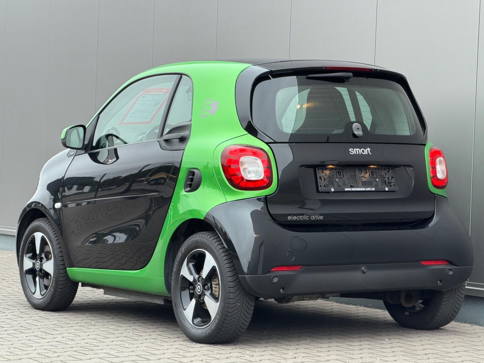 Smart ForTwo EQ Klimaaut. Lenkhzg. SHZ PDC Akku 95%
