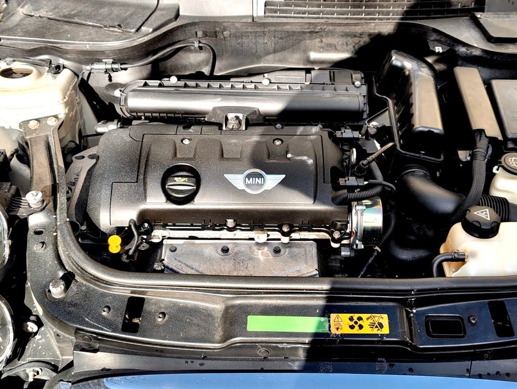 MINI Cooper C 2009