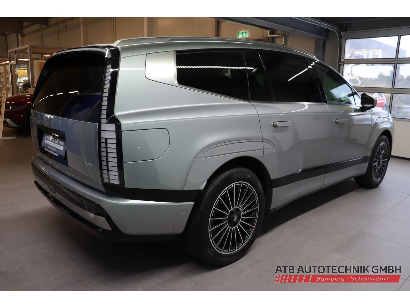 Fahrzeugabbildung Hyundai IONIQ 9 7-Sitzer MY26 110 kWh 307 PS 4WD UNIQ