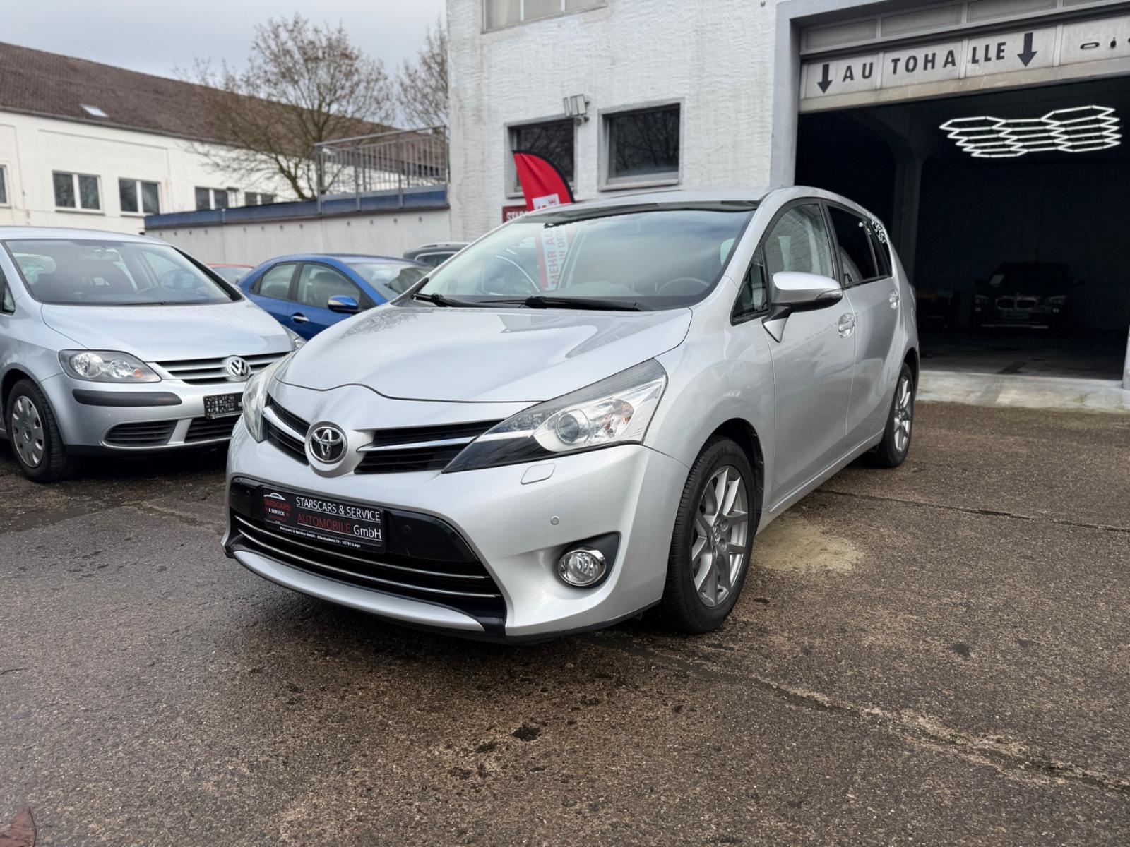 Toyota Verso Executive*TEILLEDER*XENON*KAMERA*AHK*2HAND