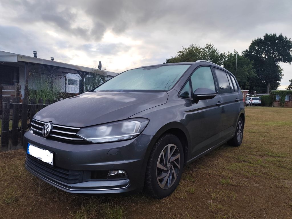Image of Volkswagen Touran