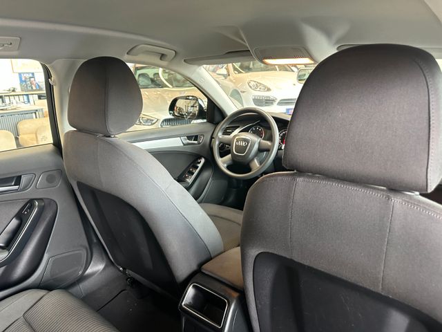 Audi A4 Avant Attraction *Xenon*Sitzh.*1.Hand*