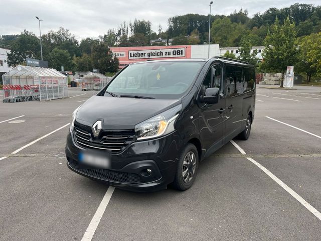 Renault Trafic L2H1 8 Sitzer