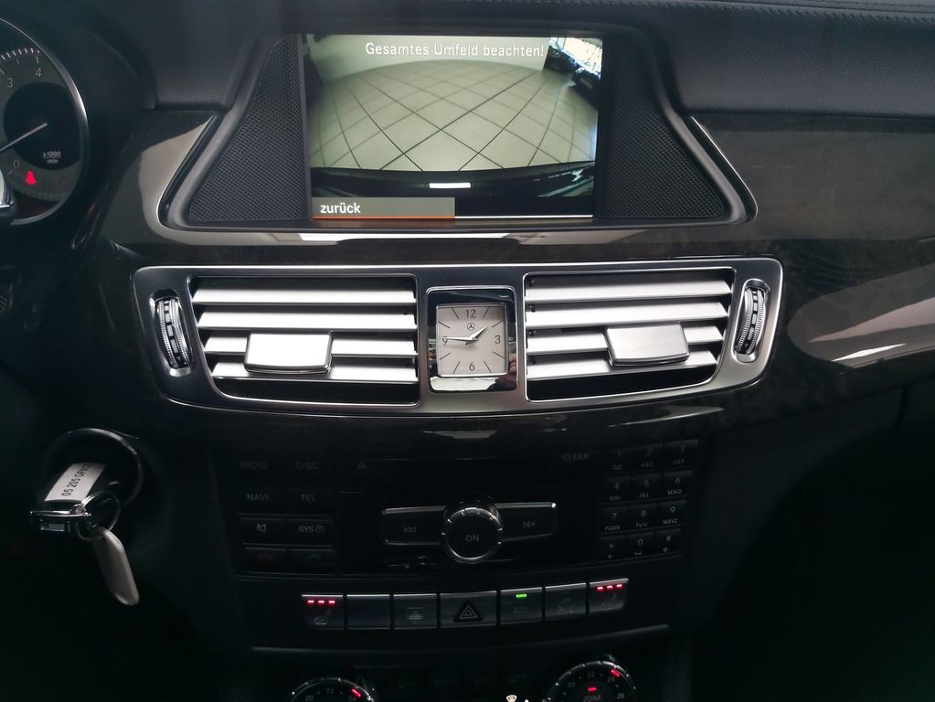 Mercedes-Benz CLS 500 Coupe AMG MEMORY TOTW LEDER AIRM DISTR