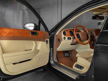 صورة 9 لـ 2006 Bentley CONTINENTAL FLYING SPUR