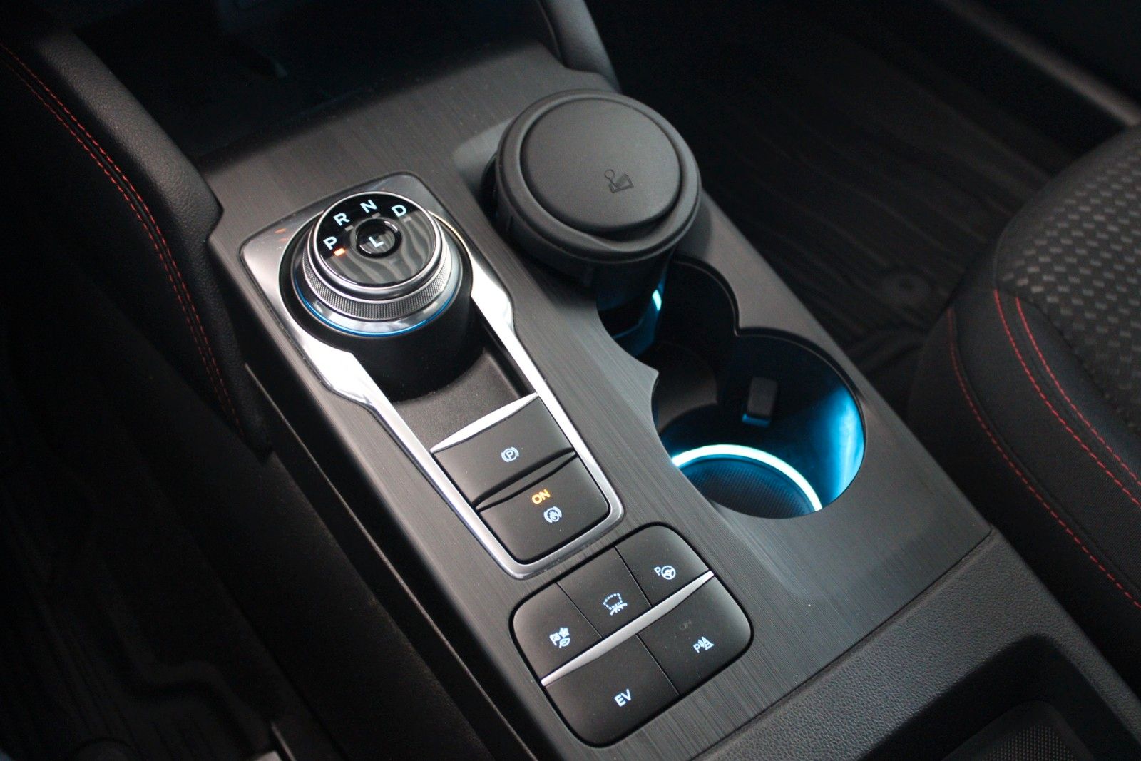 Fahrzeugabbildung Ford Kuga PHEV Aut. ST-Line LED ACC HUD 2xCam WinterP